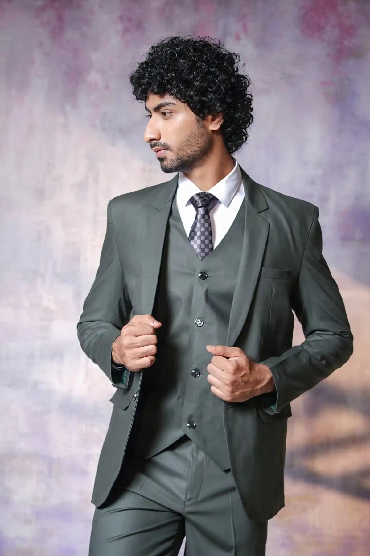 Emerald Elegance Three-Piece Suit, 3-PC Suit - Kavarsa